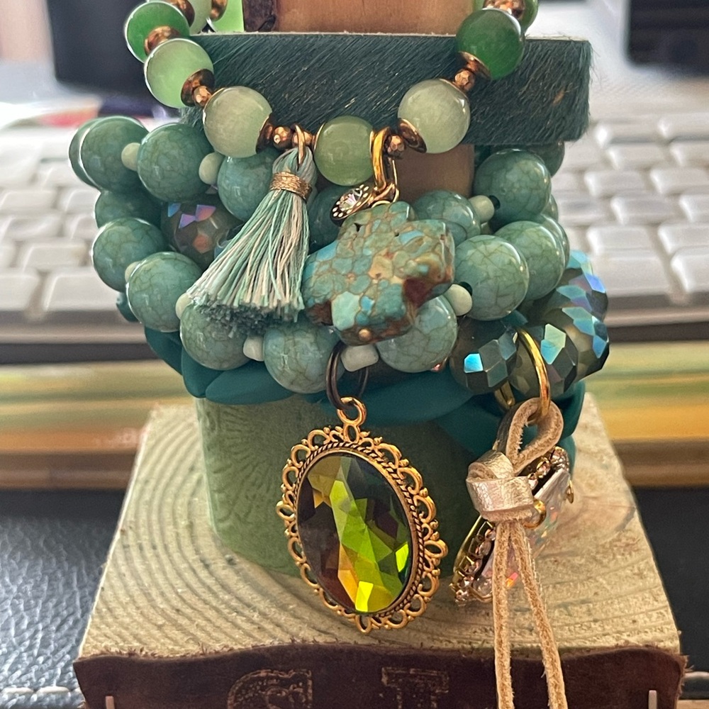 Sandra Ling bracelet stacker